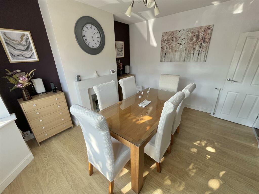 Dining Room Aspect 2.jpg