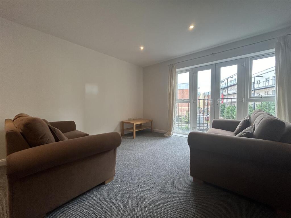 Livingroom.jpeg