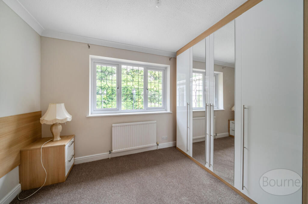 b737cab4-c807-4fb...