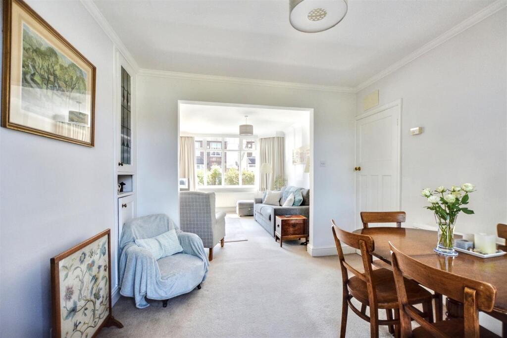 Dining Room_2.jpeg
