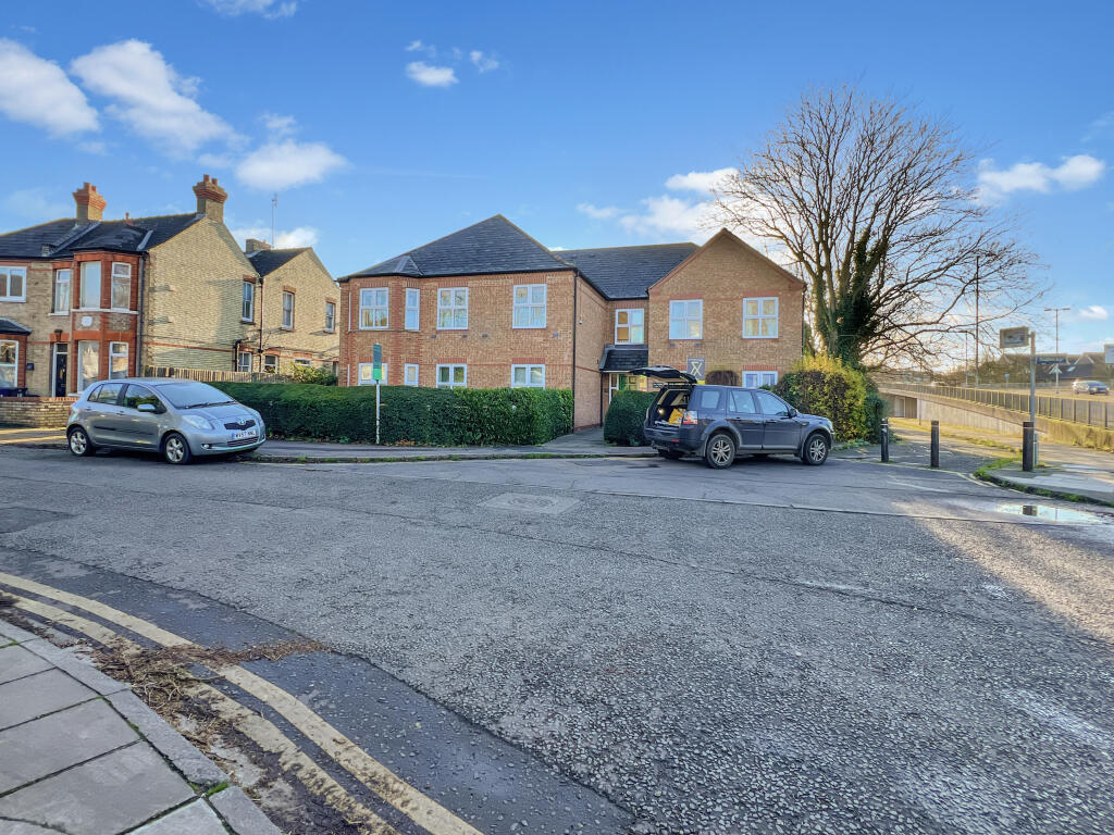 2d4c51589fbcfb3cfa35f3f75b89cc6061653a32