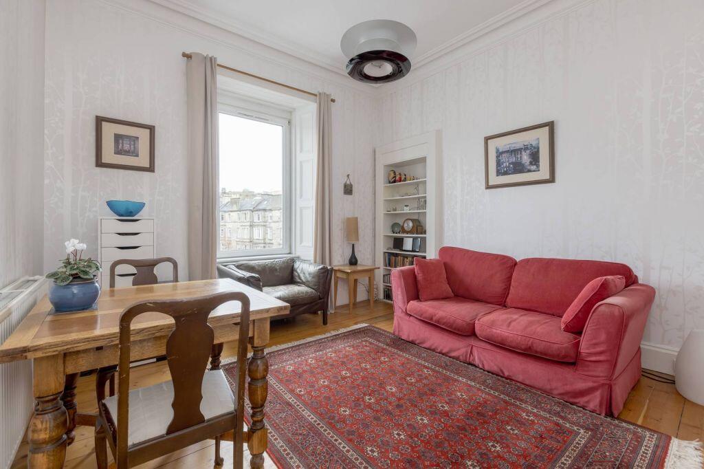 103 (3F2) Montgomery Street, Hillside, Edinburgh, EH7 5EX