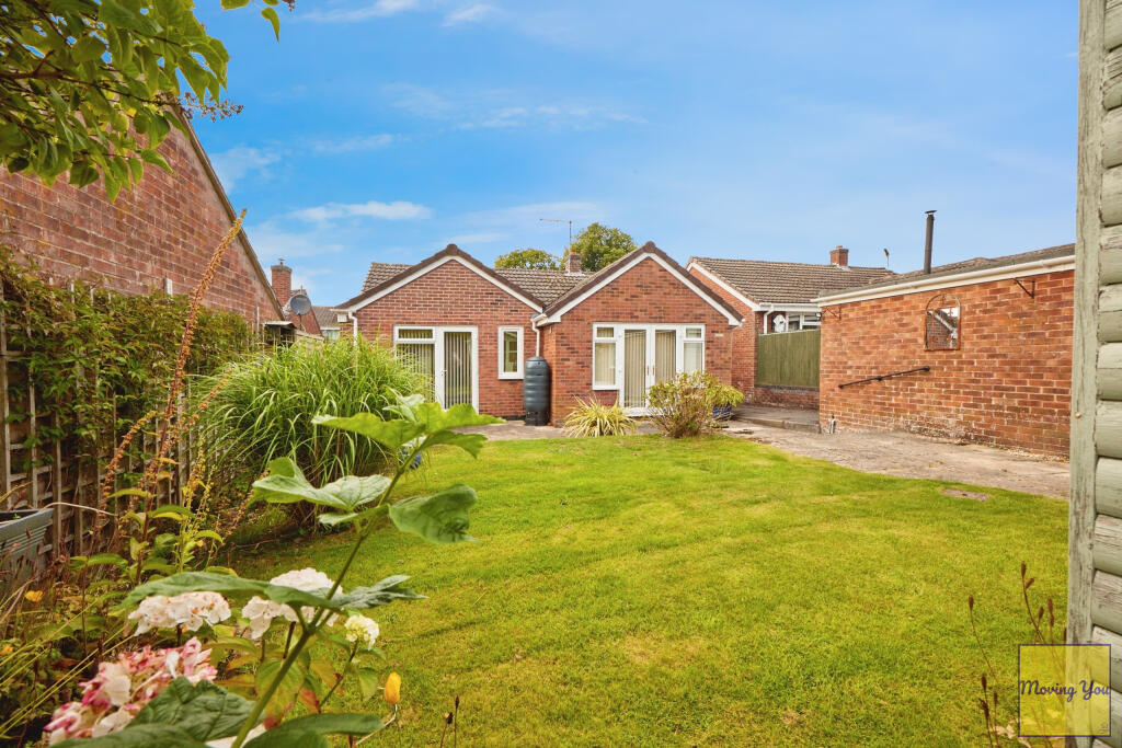 b81ecb6e-REAR 20GARDEN 201