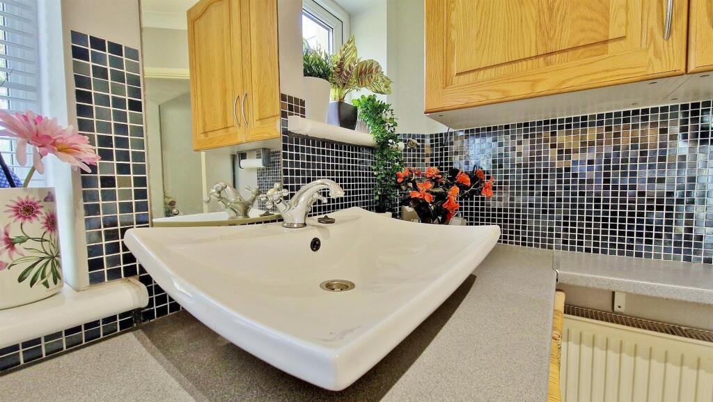 Annexe Kitchen