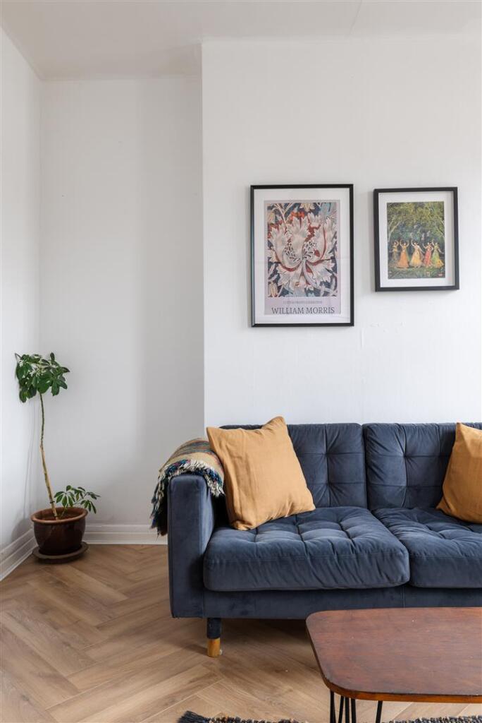 Latimer Road E7