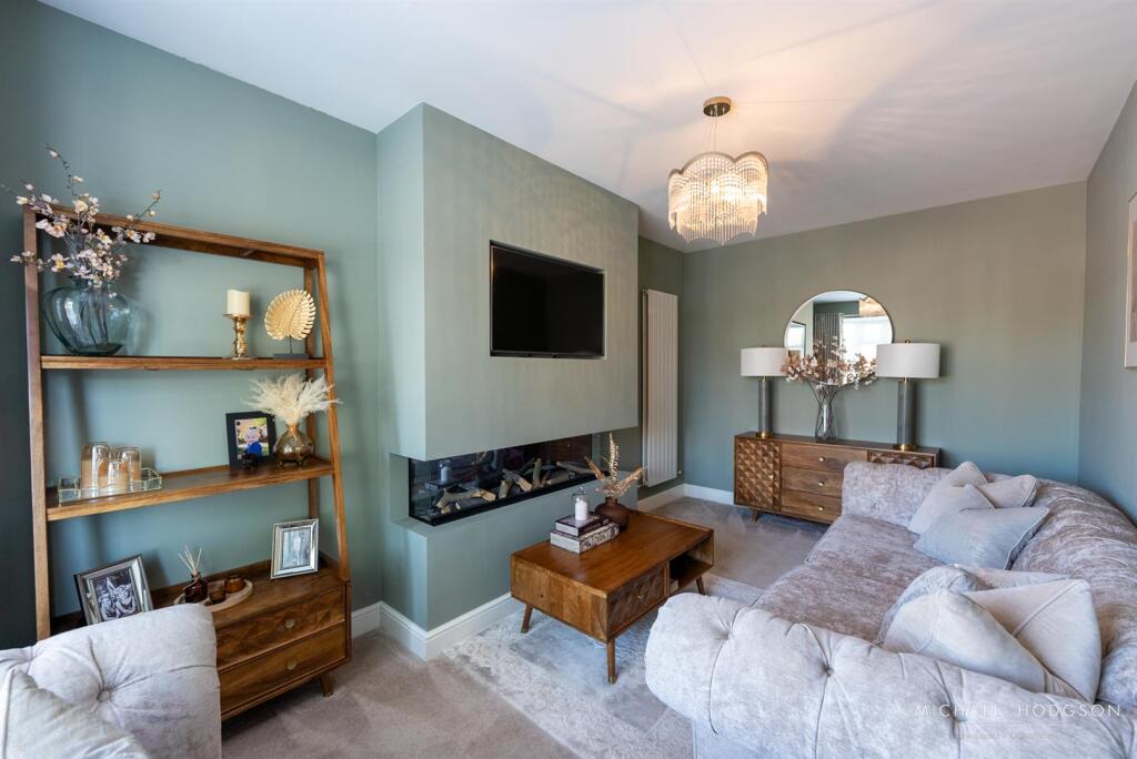 Dykelands Road-10.jpg