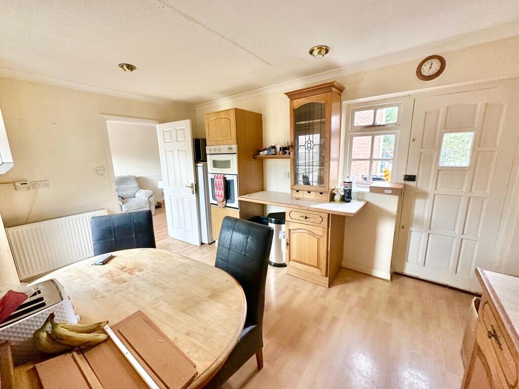 IMG-20250317-WA00...