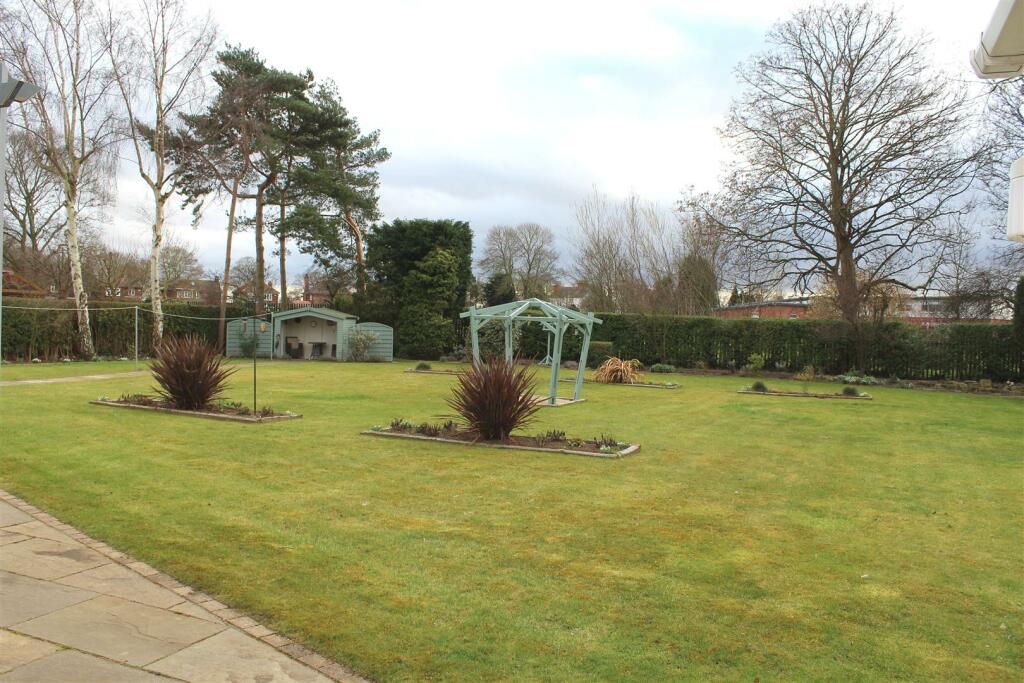 GARDEN