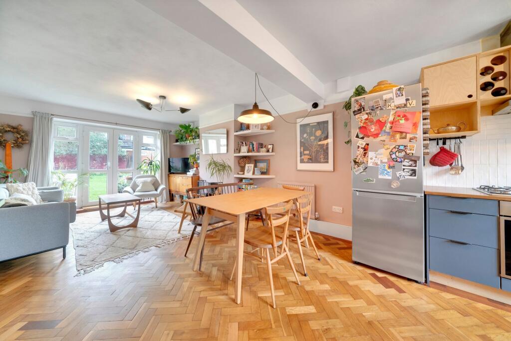 Open Plan Reception Room