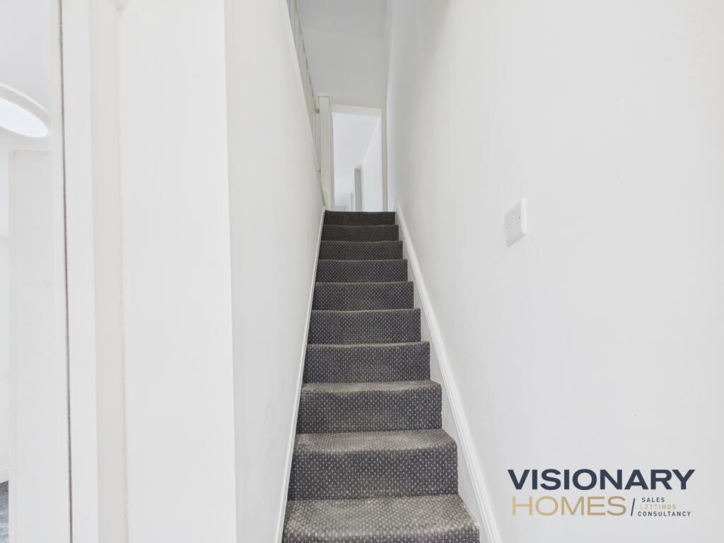 CAM03522G0-PR0219-STILL005