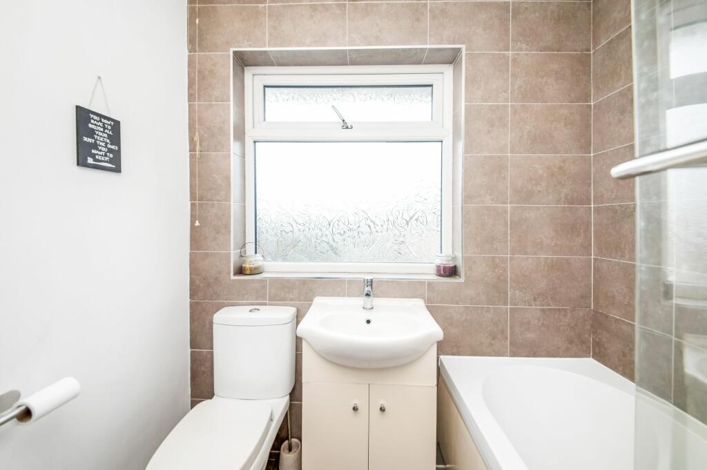 HOUSE BATHROOM