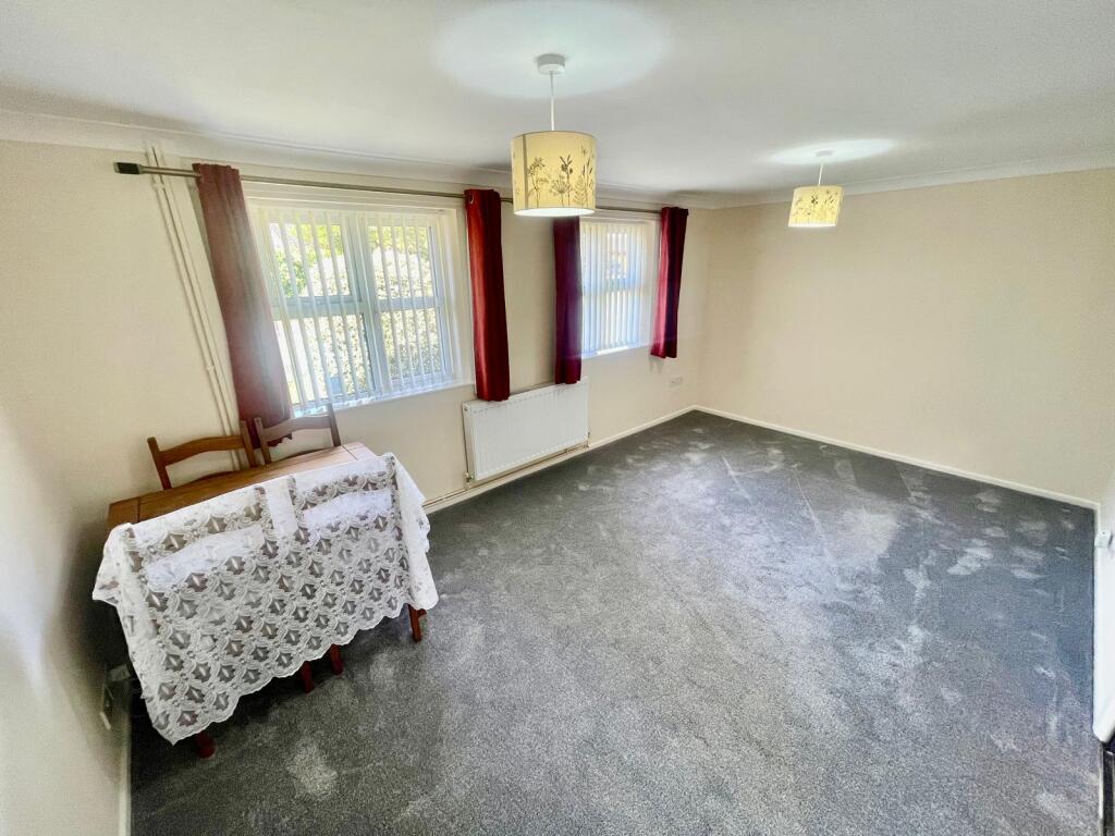 WhatsApp Image 2025-09-09 at 12.14.43_59dc14f2