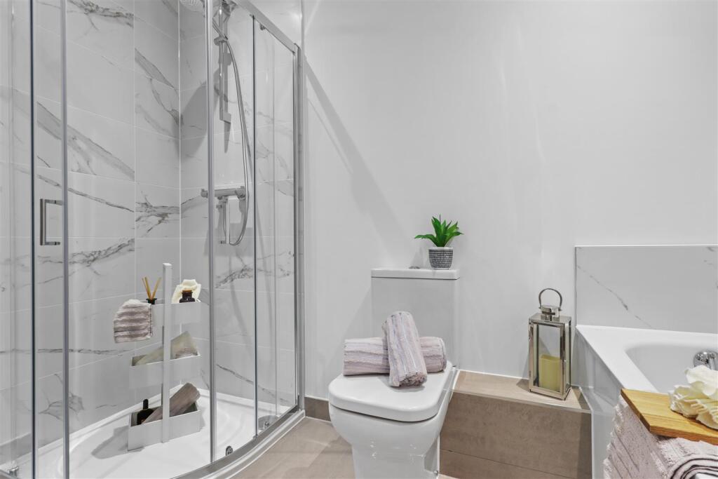 Main Bathroom