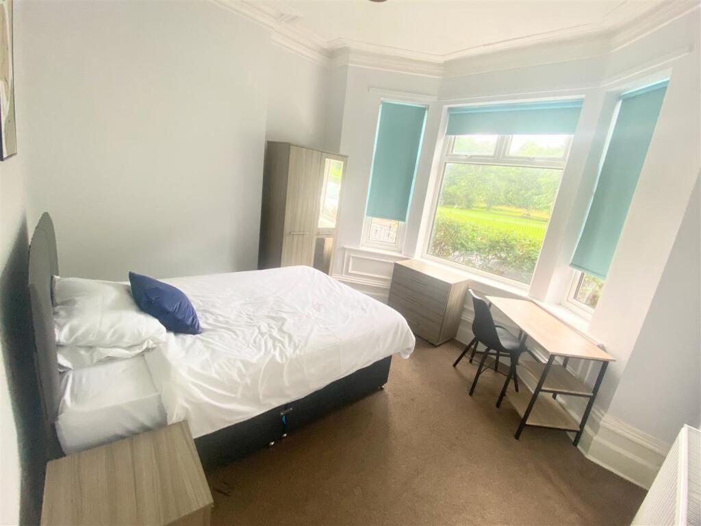 Bedroom 1.jpeg