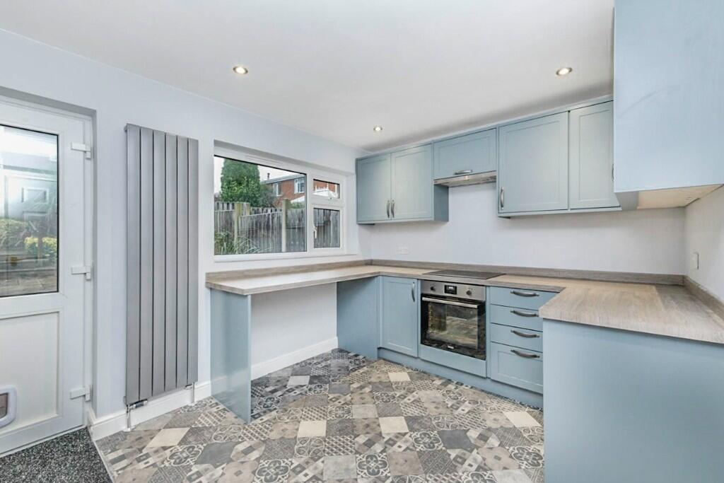 Creswick Close, Chesterfield, Derbyshire, S40