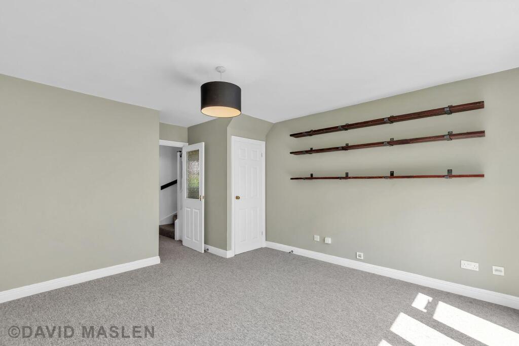 living room2.jpeg
