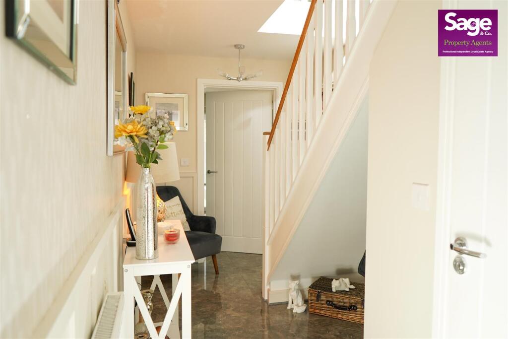 83 Cwrt Celyn -02 (1).jpeg