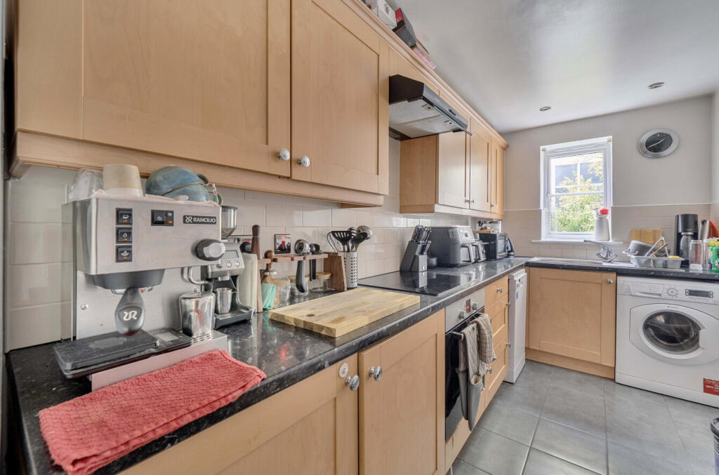 1365847-13-68ece2...