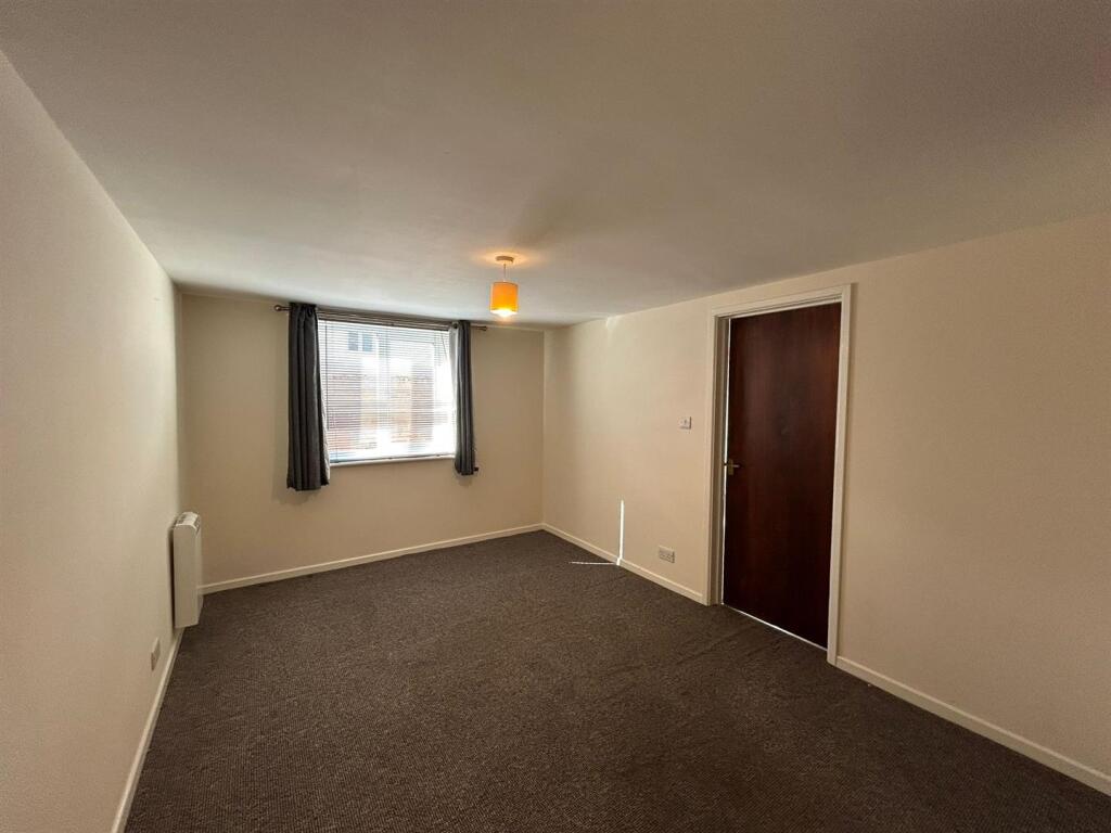 WhatsApp Image 2025-10-06 at 14.45.41.jpeg