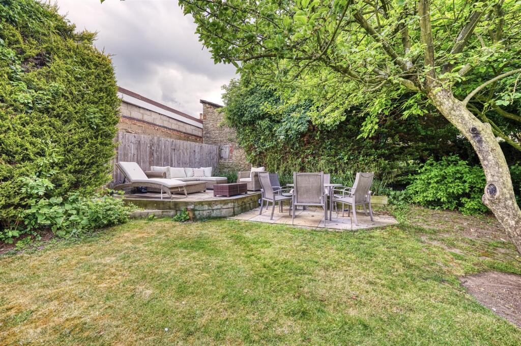 -Brookside Stanwick-25_HDR-08.jpg