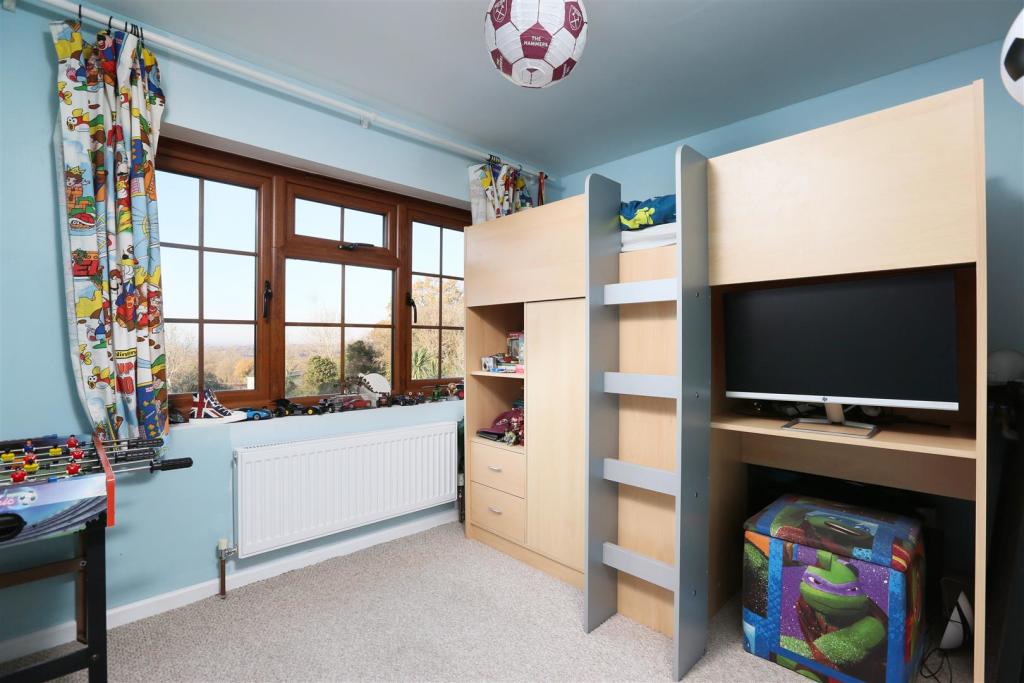 4 Parkfield Rank 16.jpg