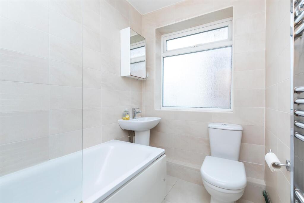 Devonian Court-2.jpg