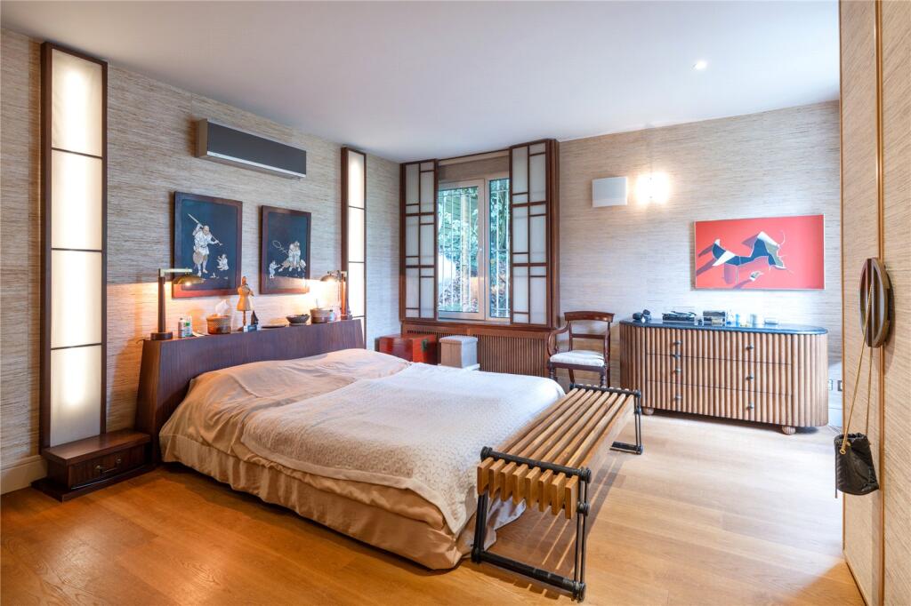 Principle Bedroom