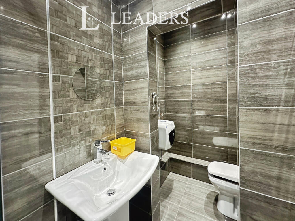 Bathroom (2)
