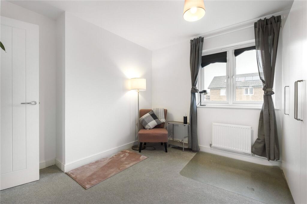 2 Niven Way 12