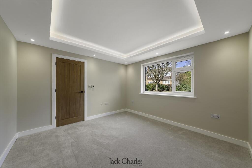 8 Old Hadlow Road 30.JPG