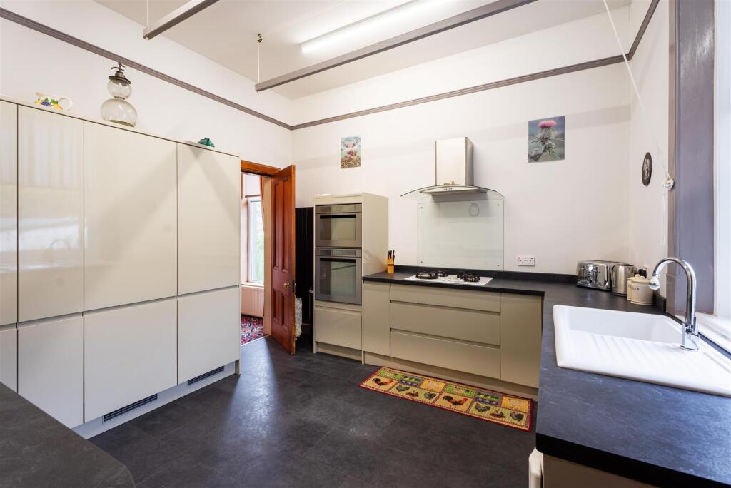 11MainStCalderbank-19.jpg