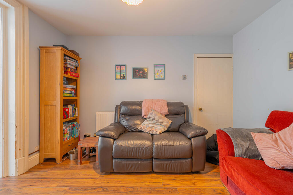 Oldfield Road 02025 