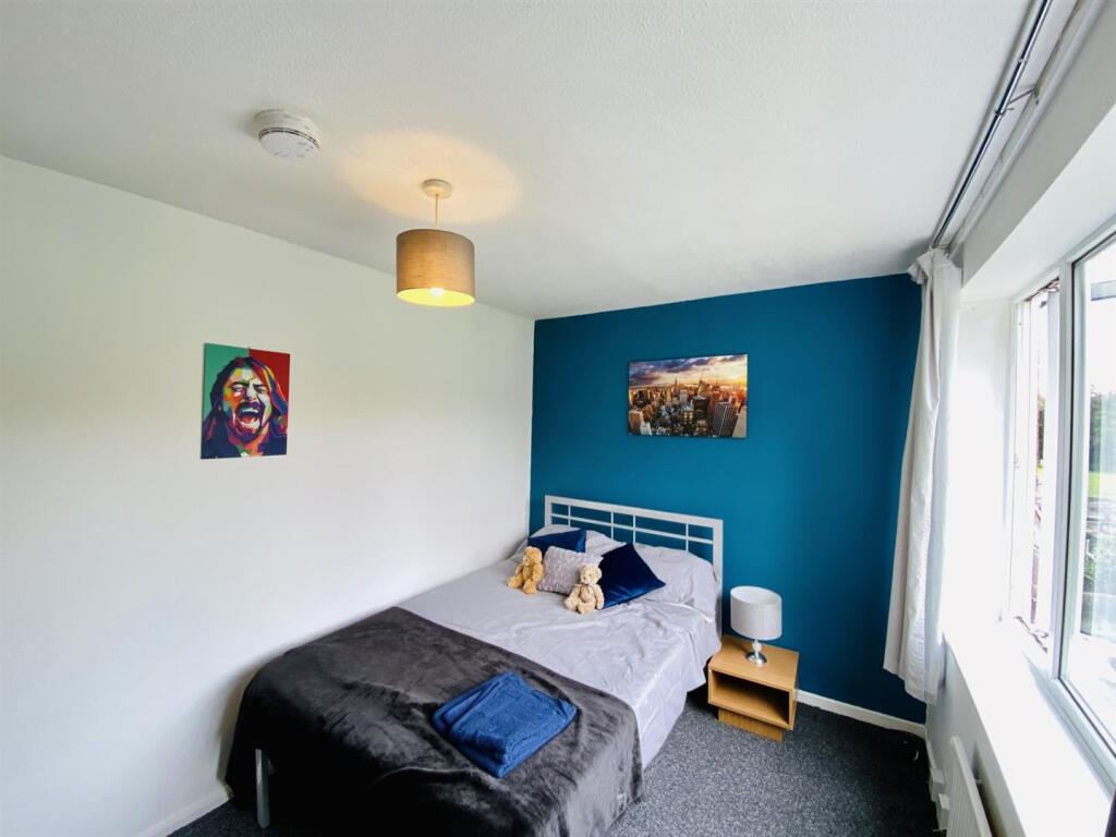 Room 3.jpg