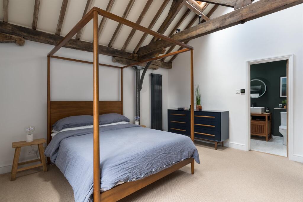 Main Bedroom