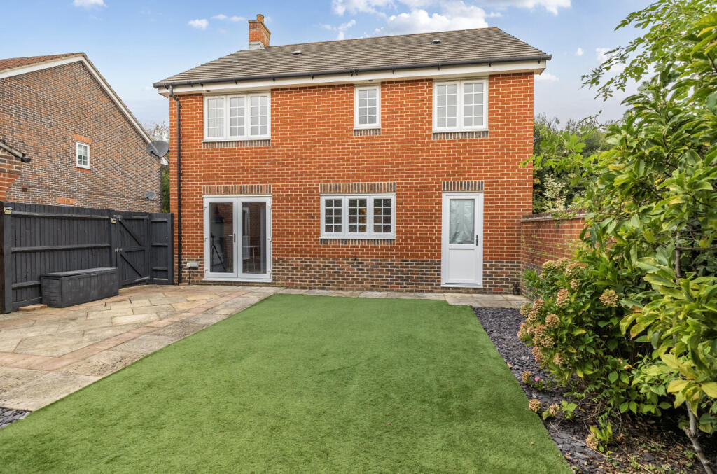 1359153-3-68d698f...