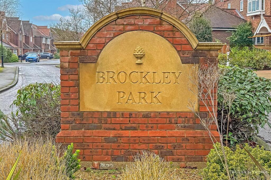 2_Brockley Park.JPG