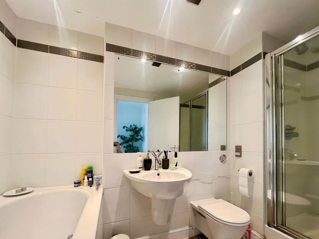 Main Bathroom