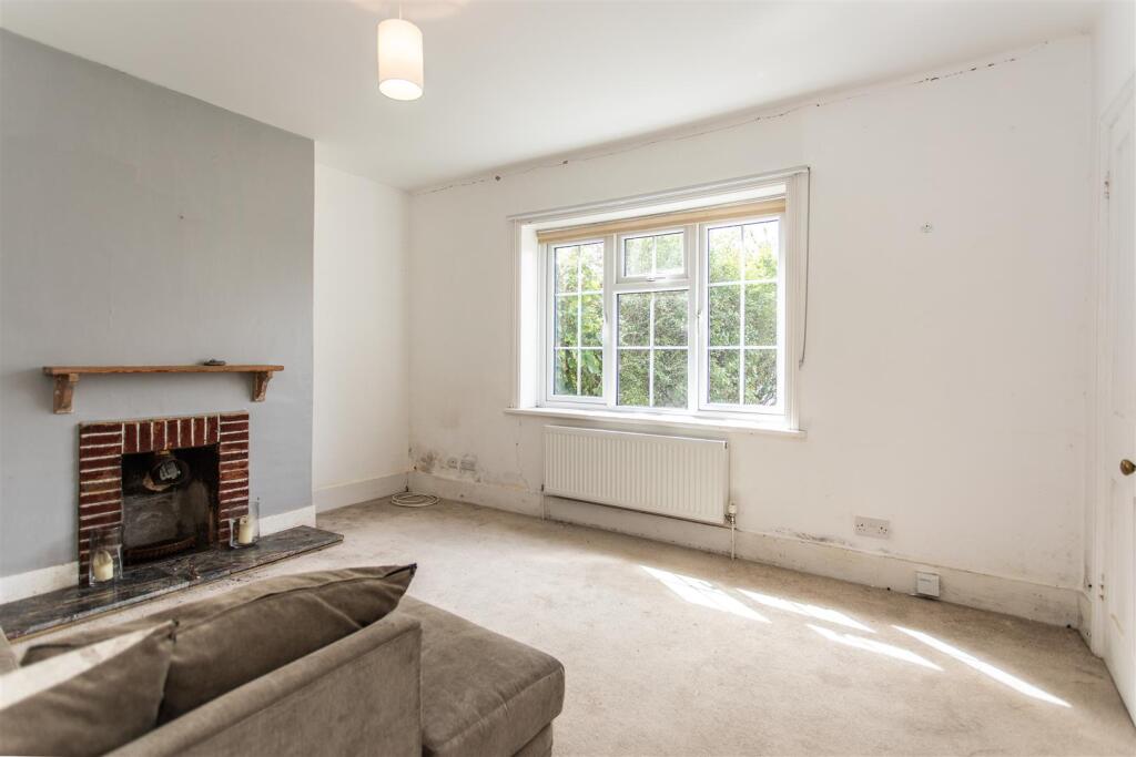 1 New Cottage13.jpg