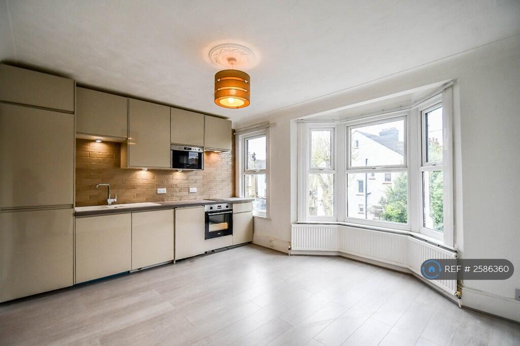 Kitchen/Lounge