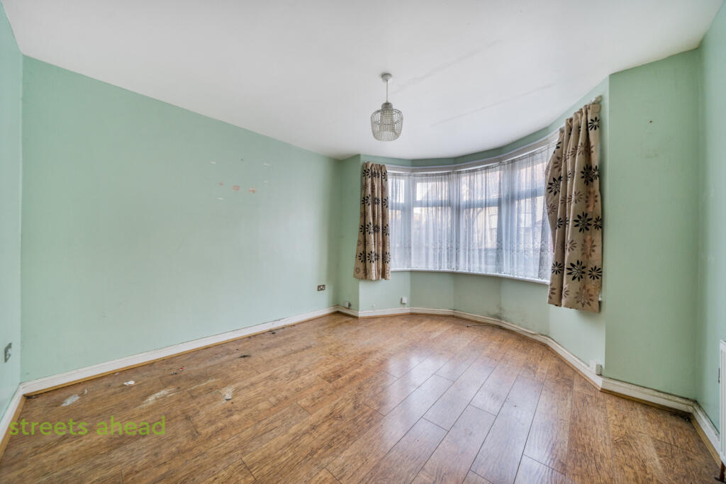 b21af239-1600-440...