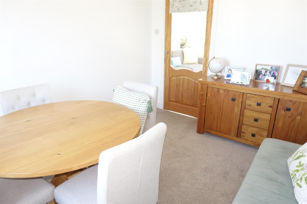 DINING ROOM/3RD BEDROOM