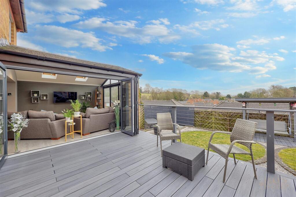 Decking / Garden Room