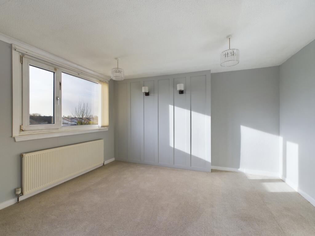 CAM02386G0-PR0098-STILL025