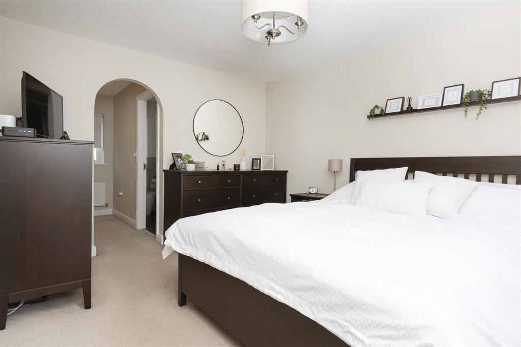 Bramleys Estate Agents - Wadsworth Fold - Lindley 