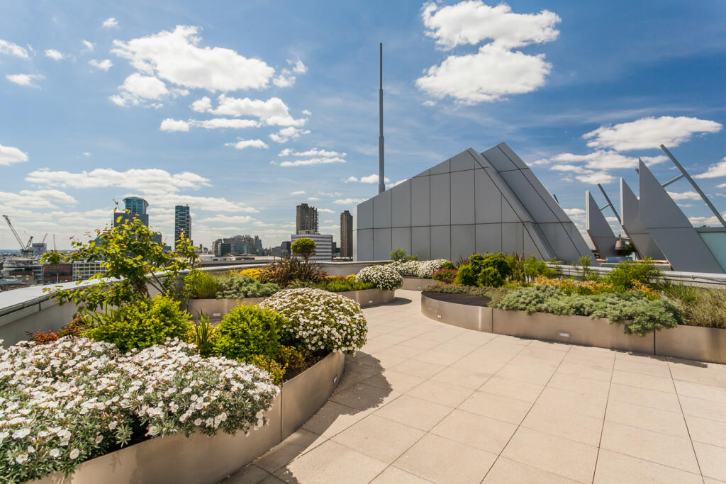 Roof Garden New