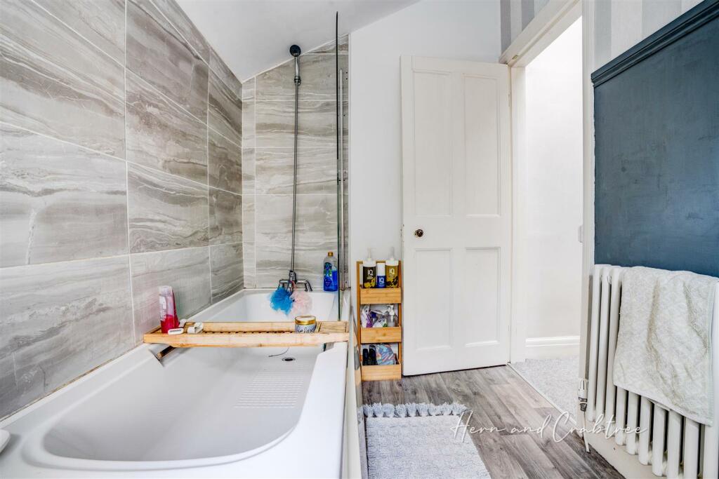 Pantbach Road, Heath, HernCrabtree (24).jpg