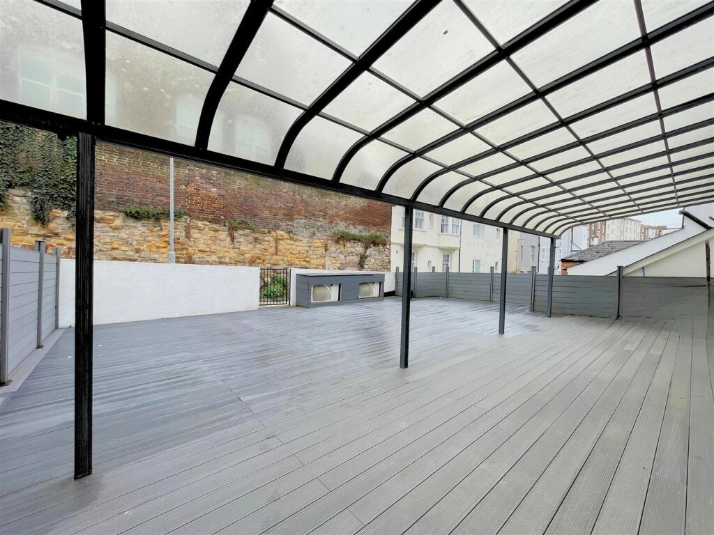 Communal Decking