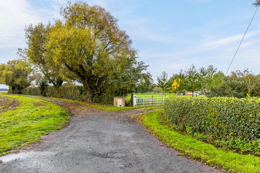 Greenfield Farm Cottages (Saracens Head)-7
