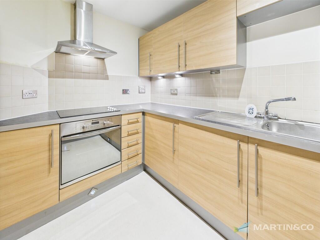 CAM02318G0-PR0460...