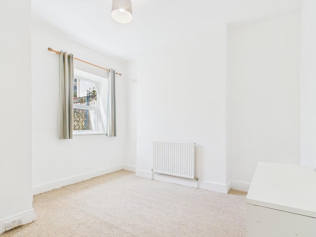 CAM02089G0-PR0461...